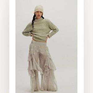 NWT Free People Florence Pants size: L. Color: Ice Blue but more light gray